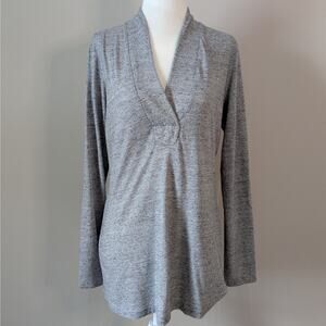 CAbi Heather Gray Deep V-Neck Long Sleeve Top Size Small Soft